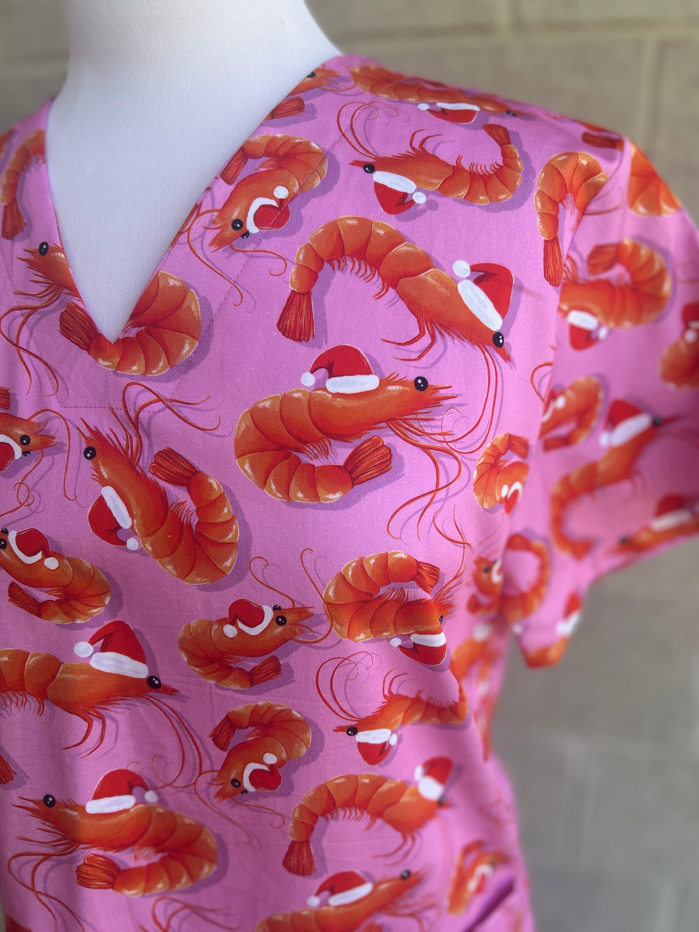 Christmas Prawns Scrub Top (Pre-order)