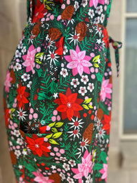 Christmas Florals Scrub Set (Pre-order)