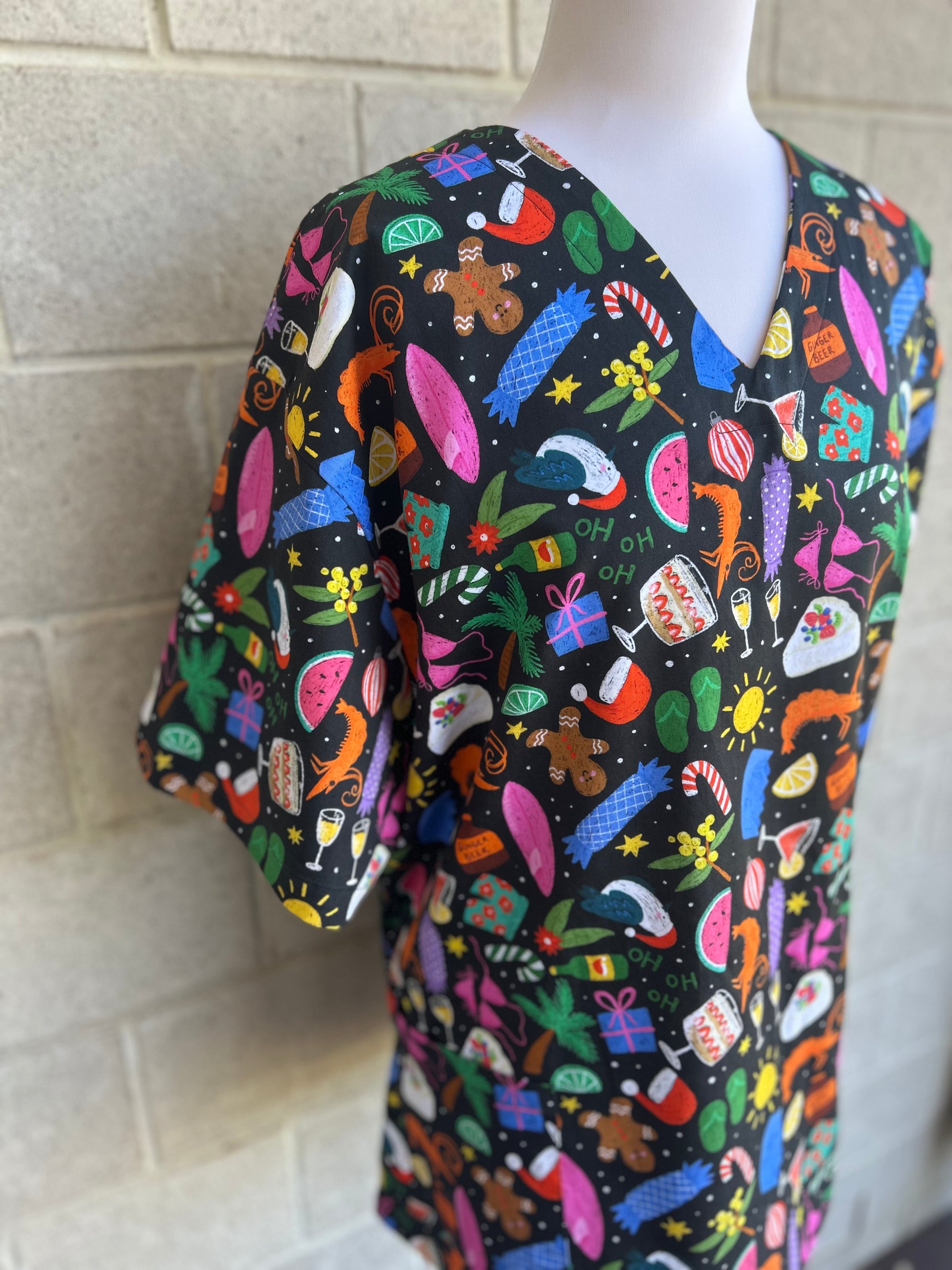 Aussie Christmas Scrub Top