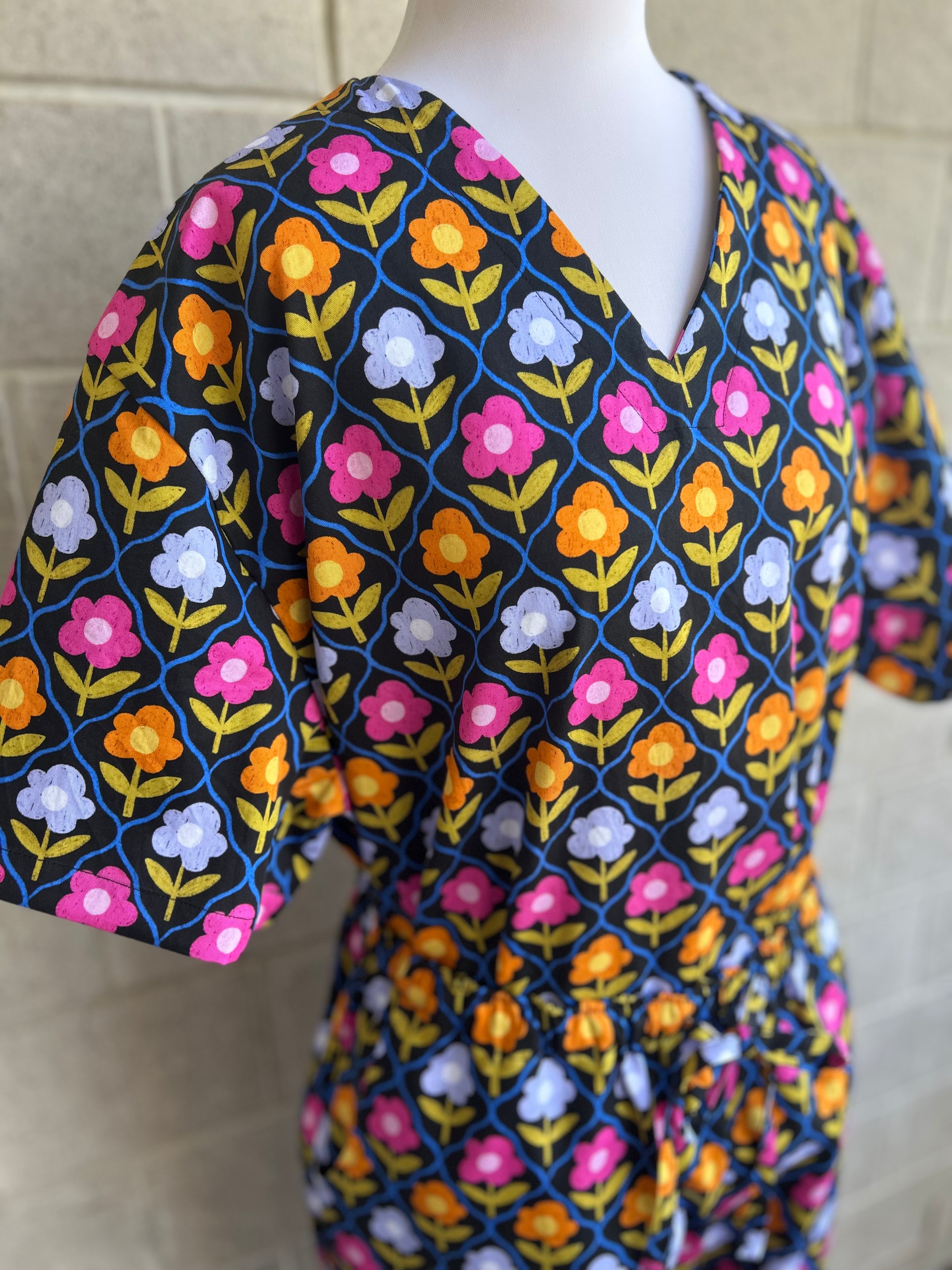 Bright Blooms Scrub Set (Pre-order)