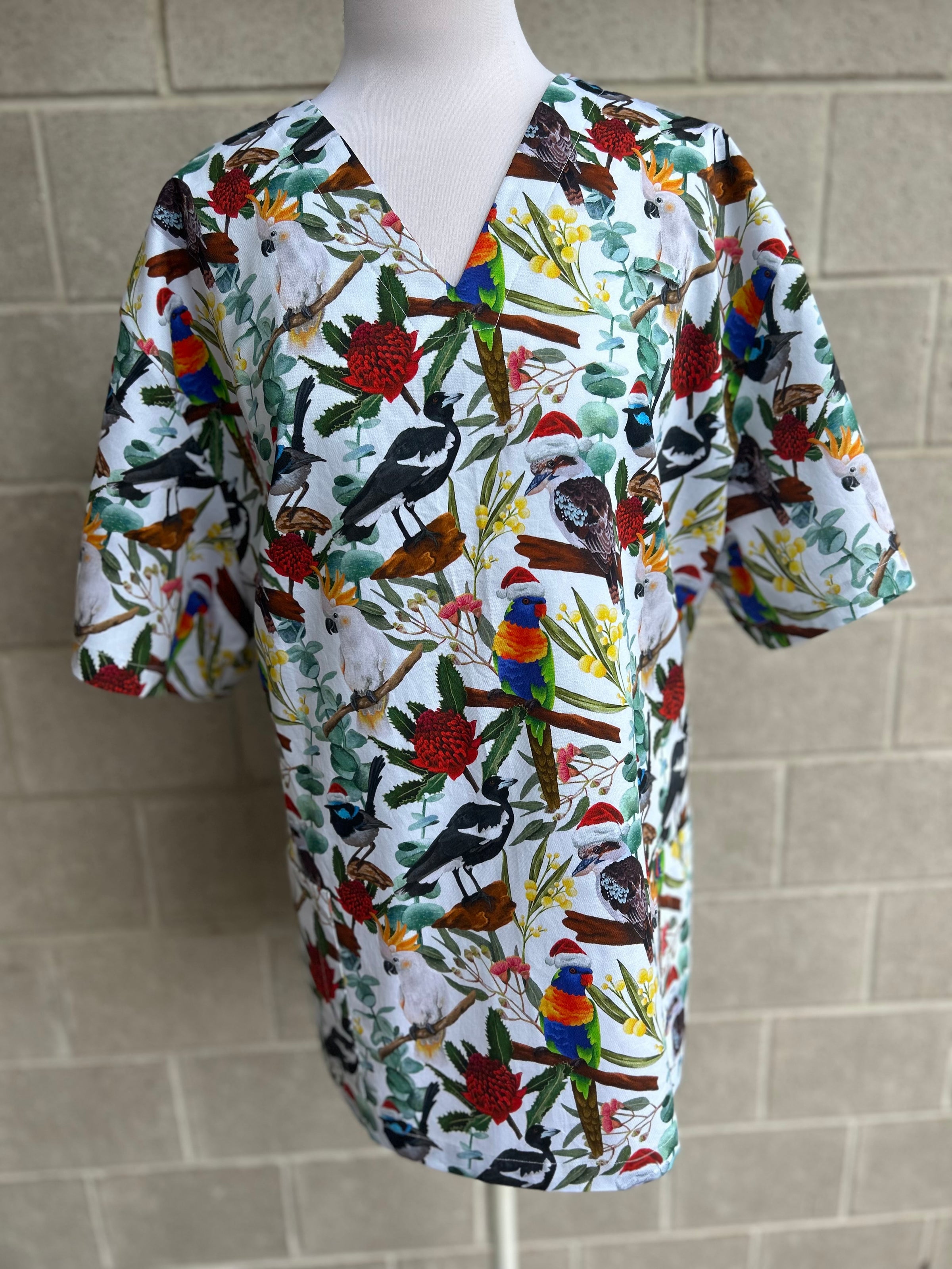 Aussie Christmas Birds Scrub Top (Pre-order)