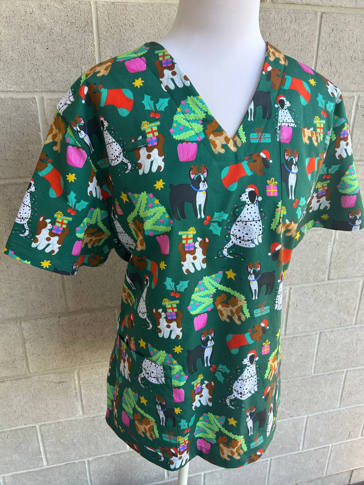 Christmas Dogs Scrub Top (Pre-order)