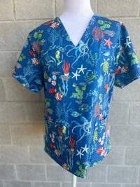 Free as the ocean Scrub Top