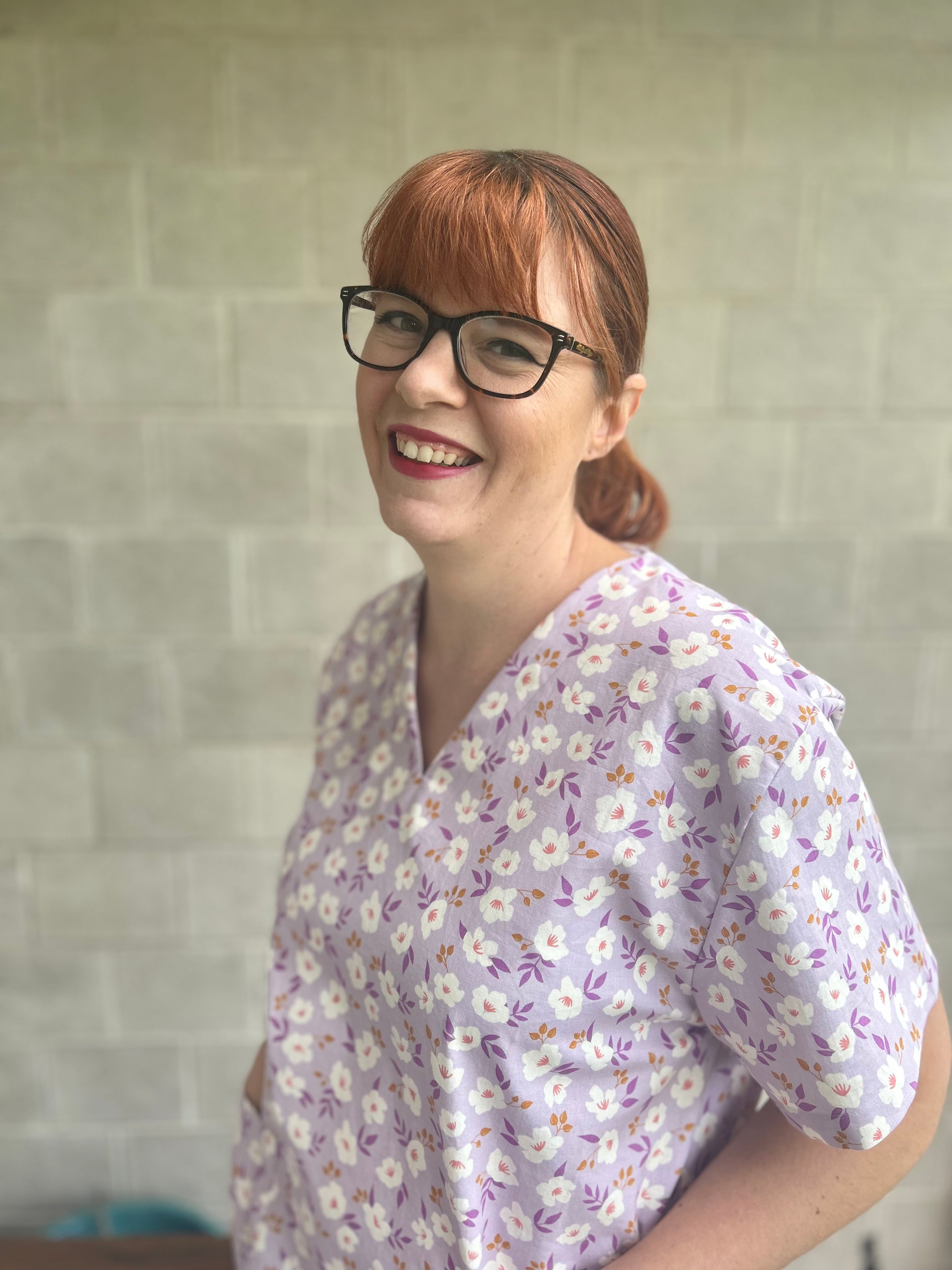 Lilac floral Scrub top