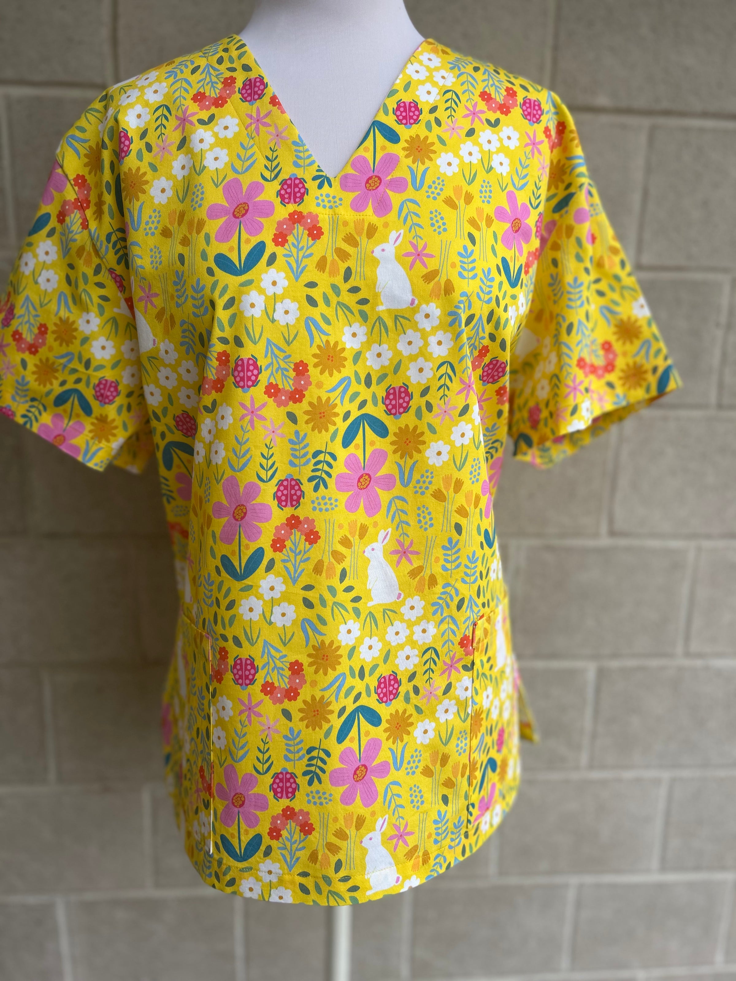 Bunny Field Scrub top