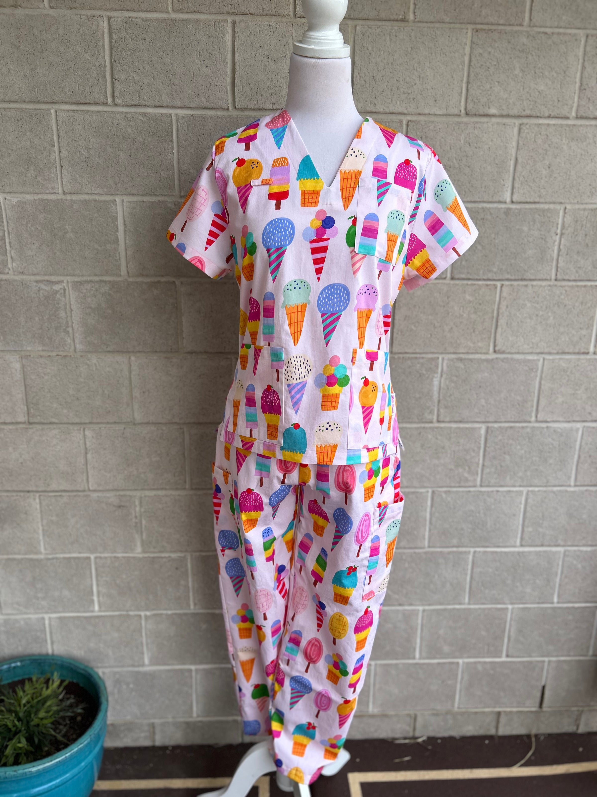 Thrill Scooper Scrub Set (Pre-order)
