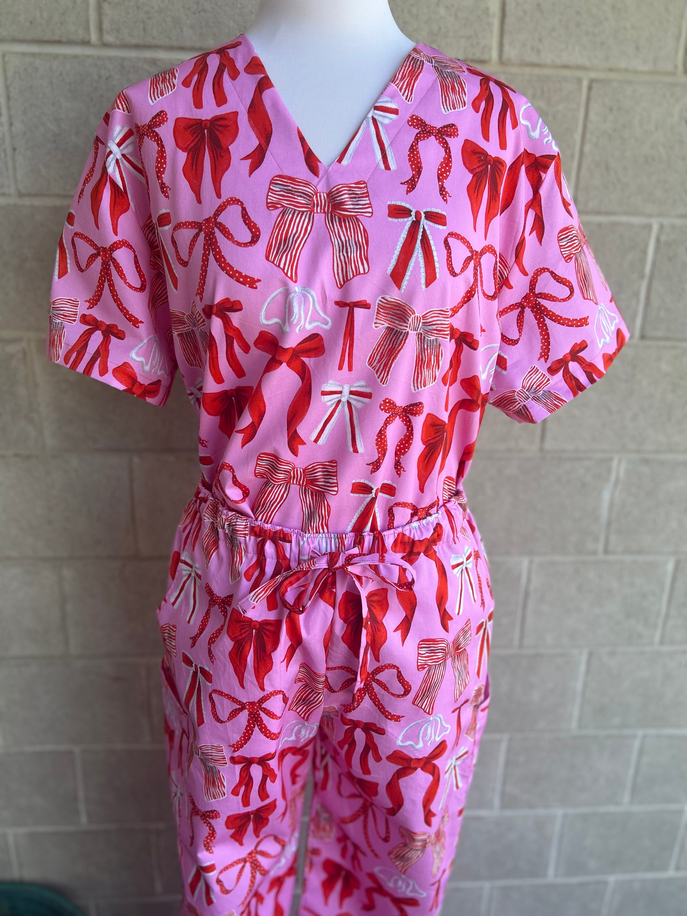 Bows Scrub Set (Pre-order)