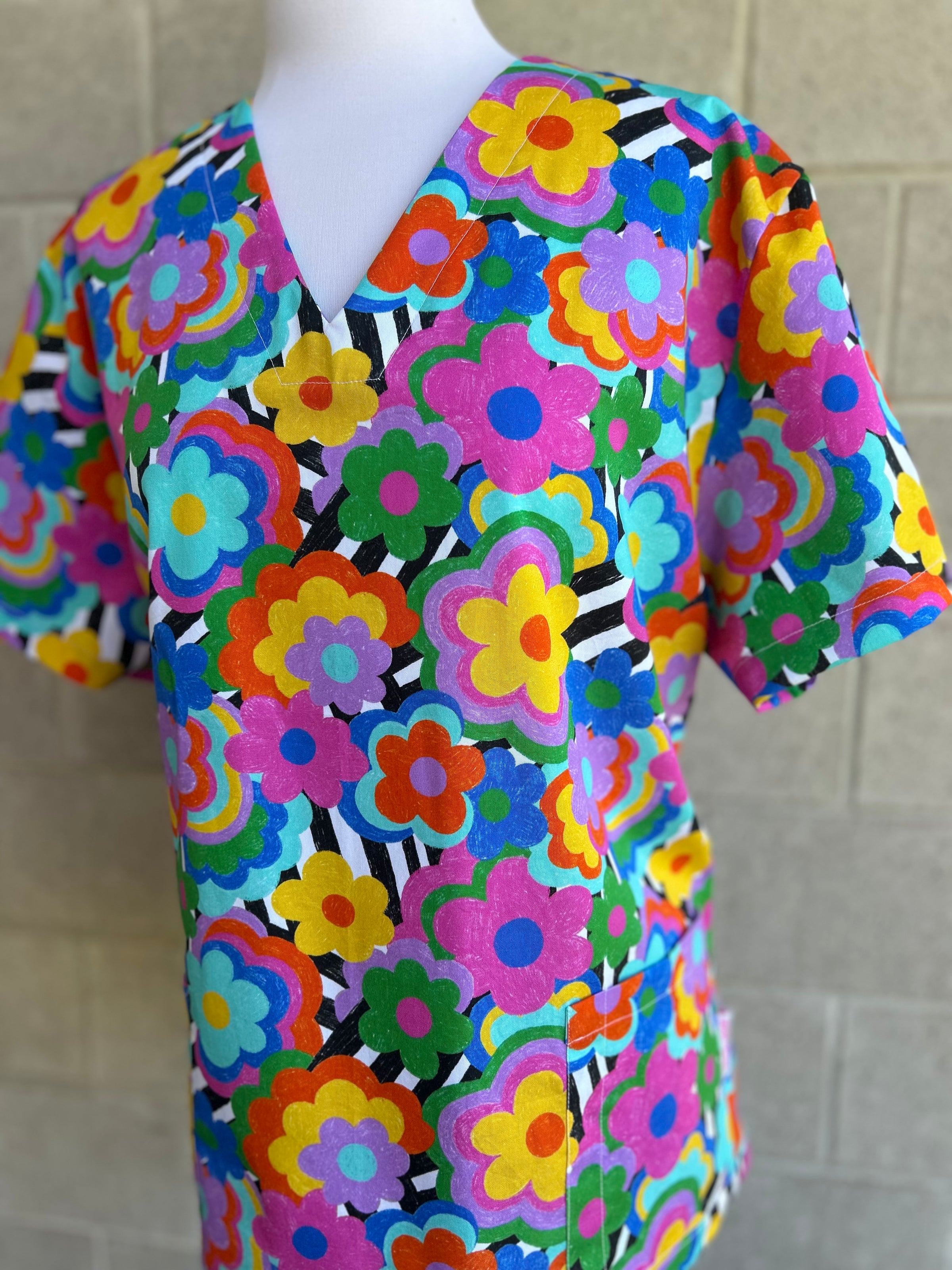 Electric bloom Scrub Set (Pre-order)