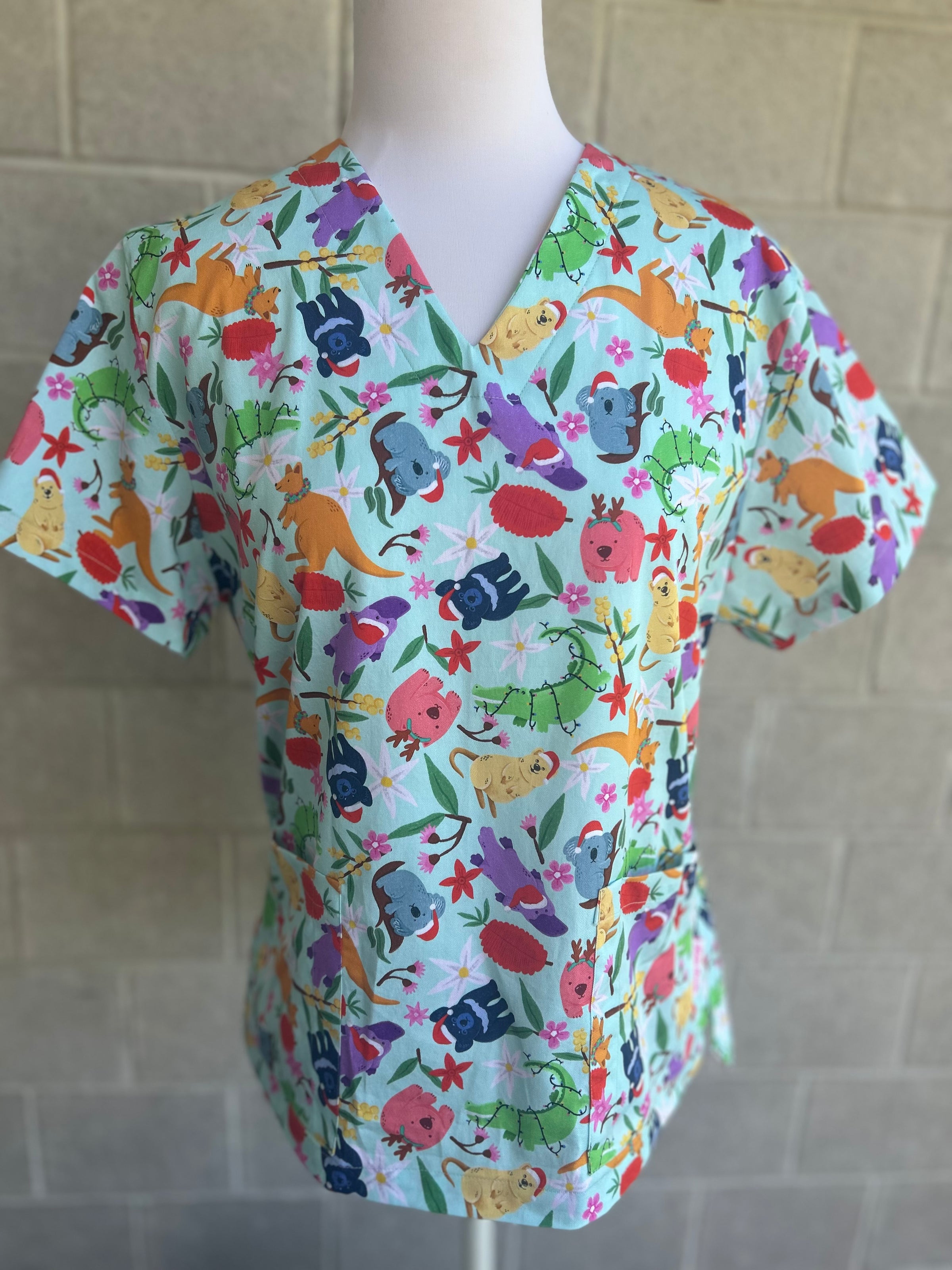 Aussie Christmas Animals Scrub Top (Pre-order)
