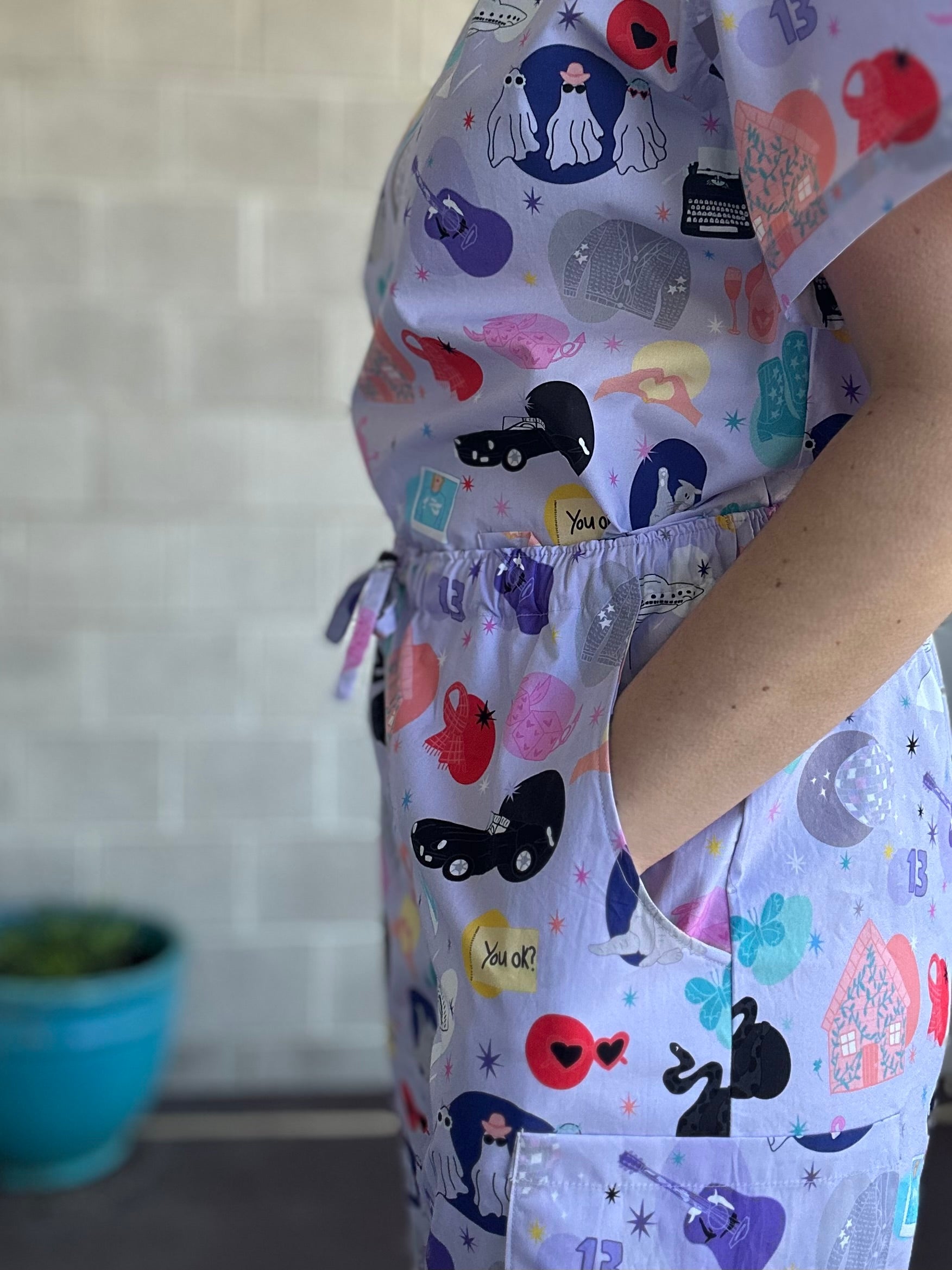 Eras Scrub Set