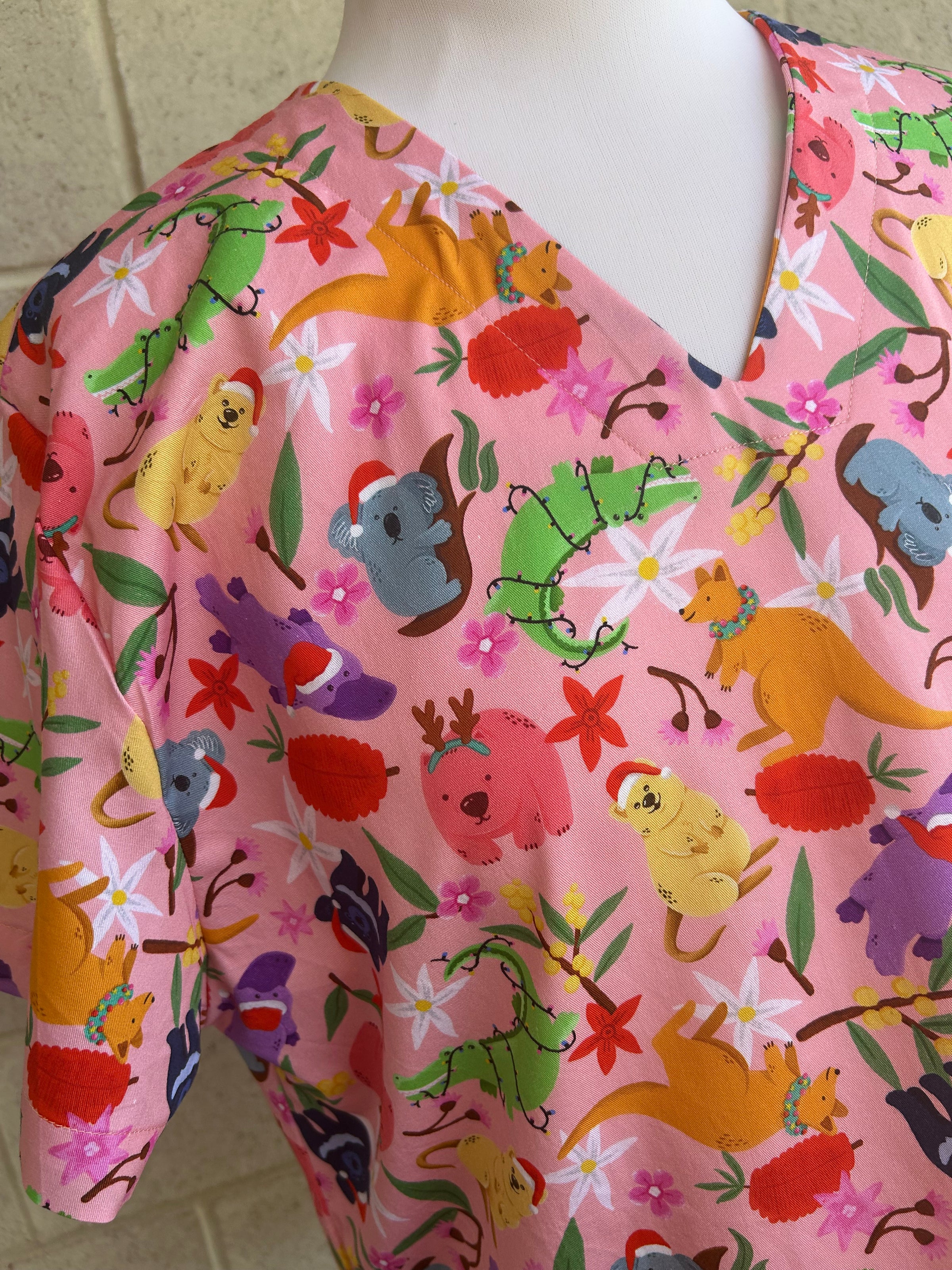 Aussie Christmas Animals Scrub Top (Pre-order)