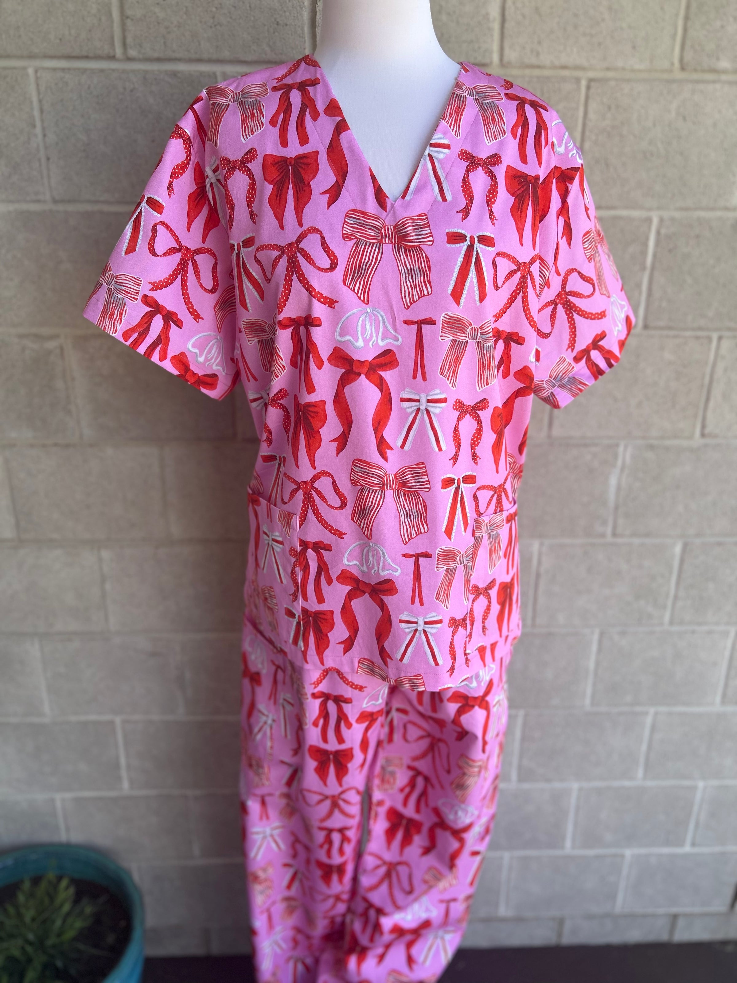 Bows Scrub Set (Pre-order)