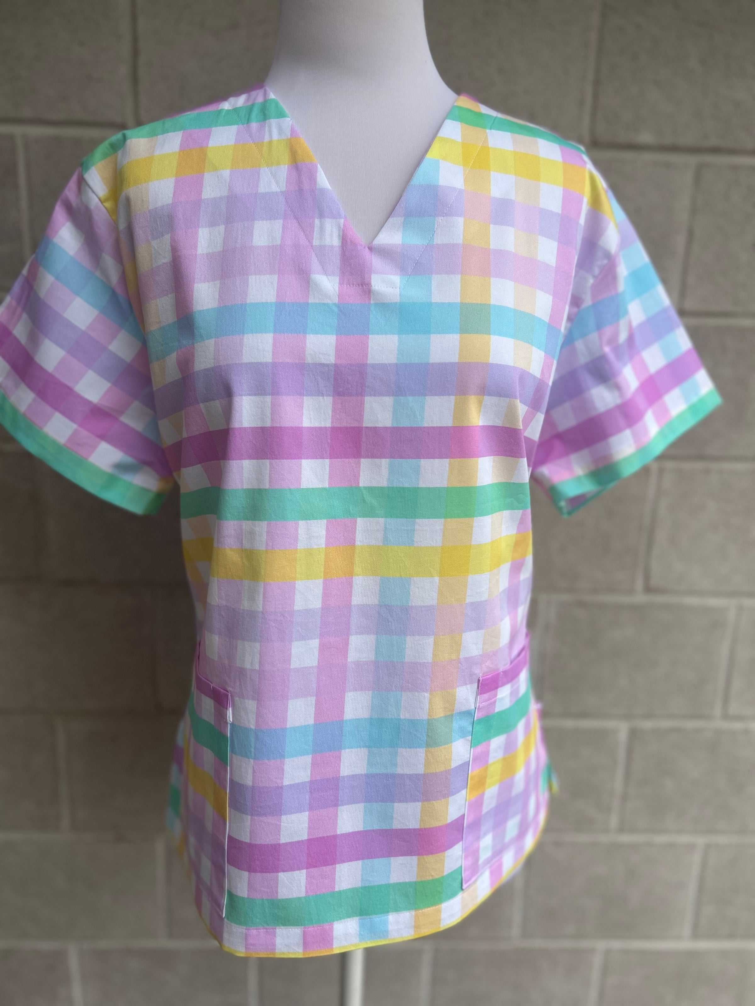 Sweet Teatime gingham Scrub top (one left: size XS-L only)