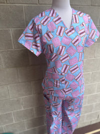 Iced vovo and sprinkle biscuit Scrub Set (Pre-order)