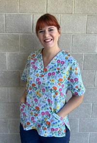 Splendid garden Scrub top