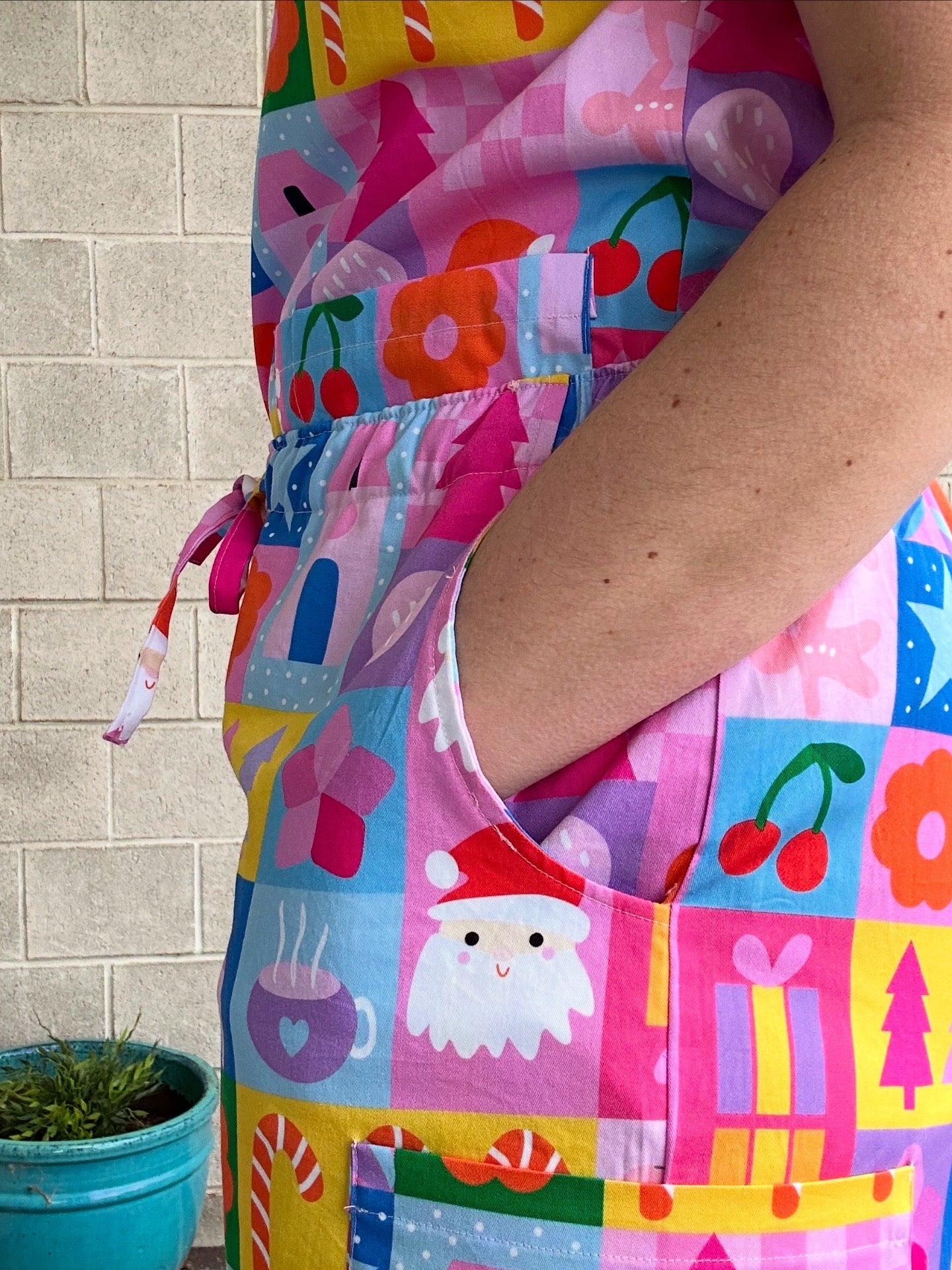 Jolly Dreamhouse Scrub Set (Pre-order)