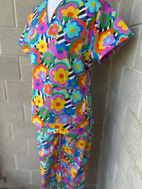 Retro Bloom Scrub Set