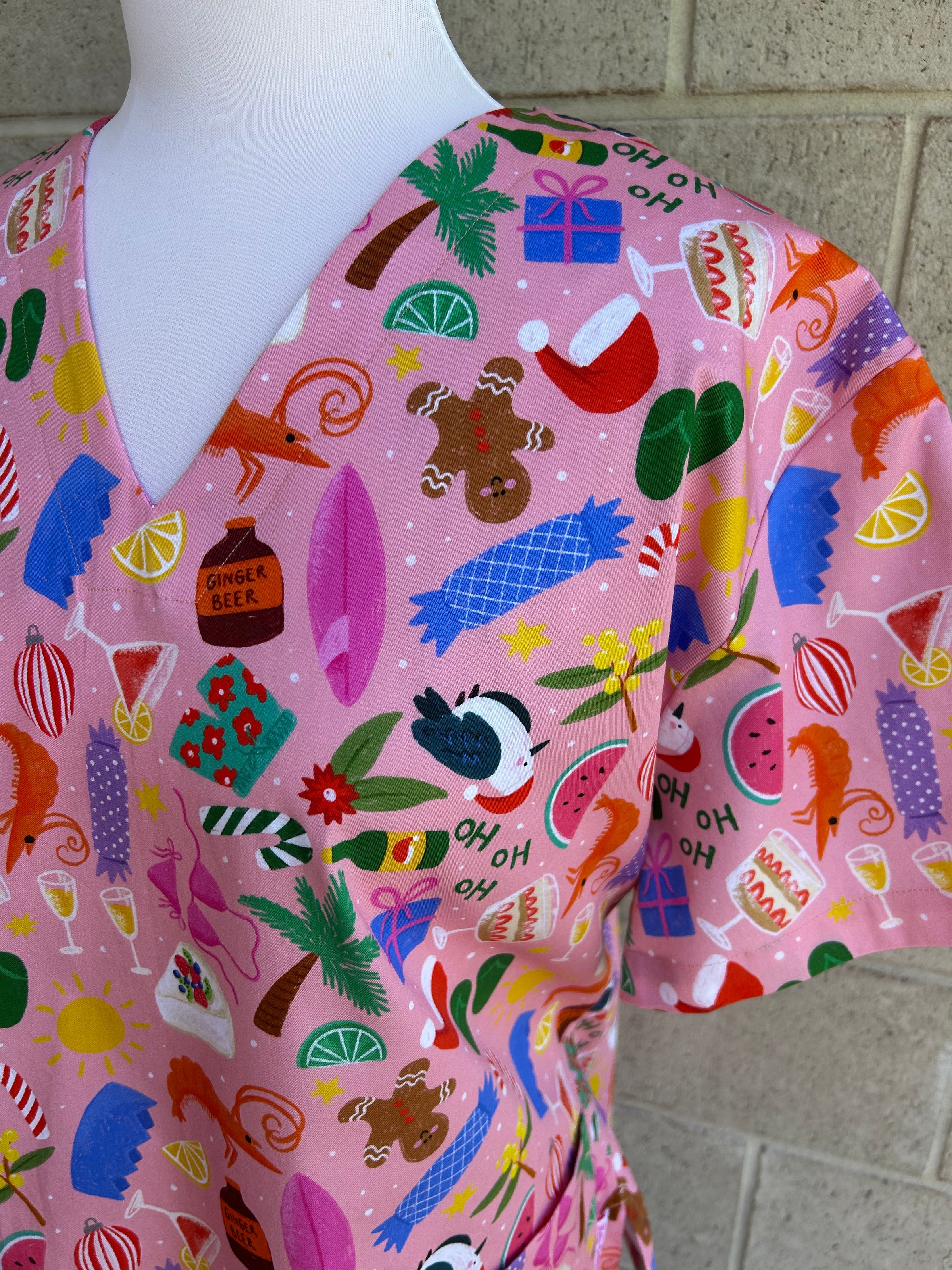 Aussie Christmas Scrub Top (Pre-order)