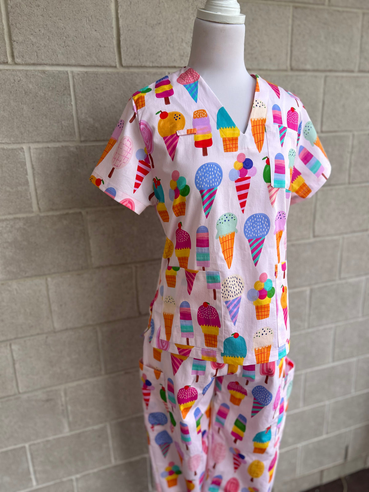 Thrill Scooper Scrub Set (Pre-order)