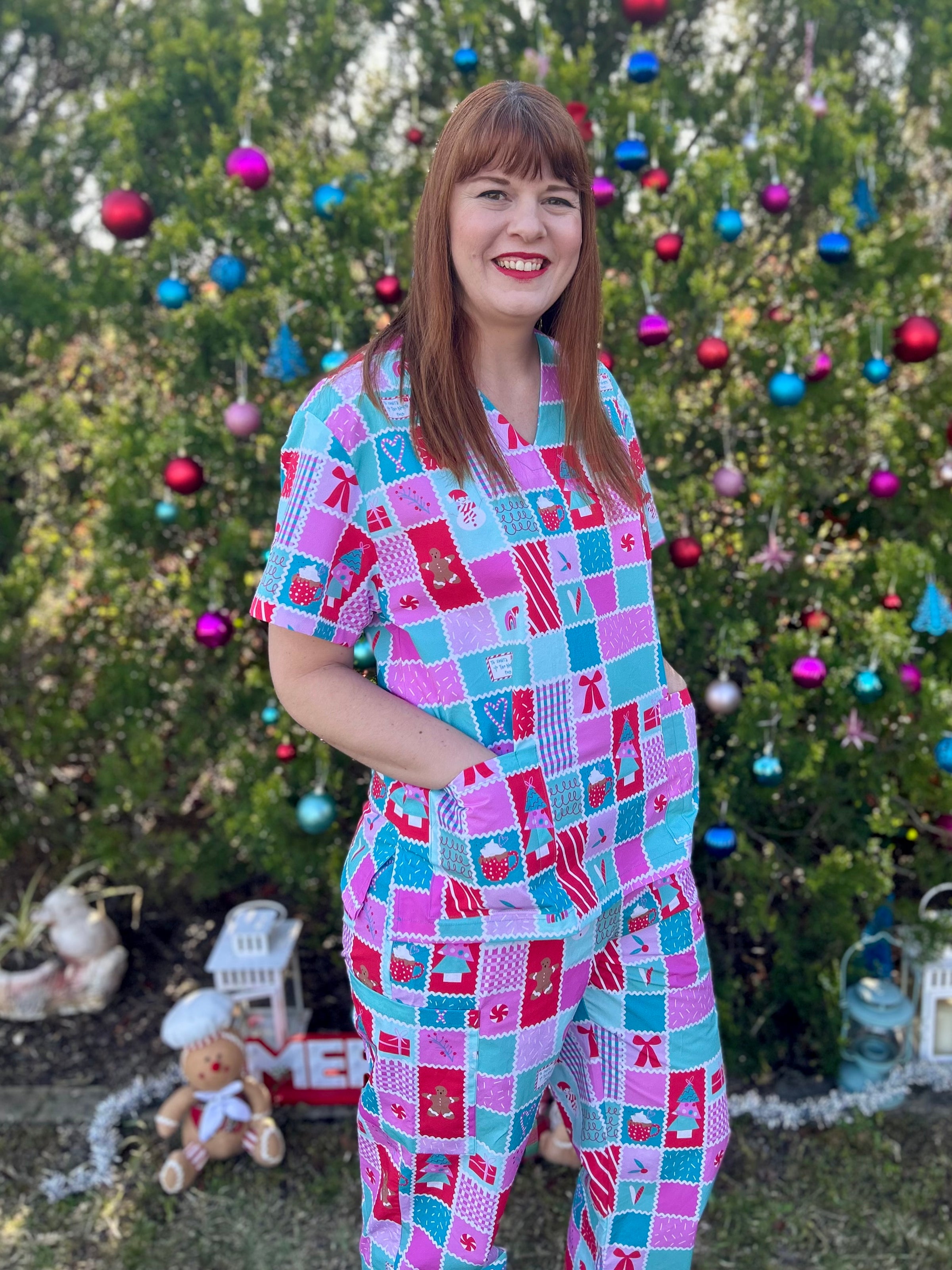 Christmas Quilt scrub top