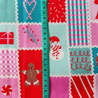 Christmas Quilt Scrub Set (October Pre-order)