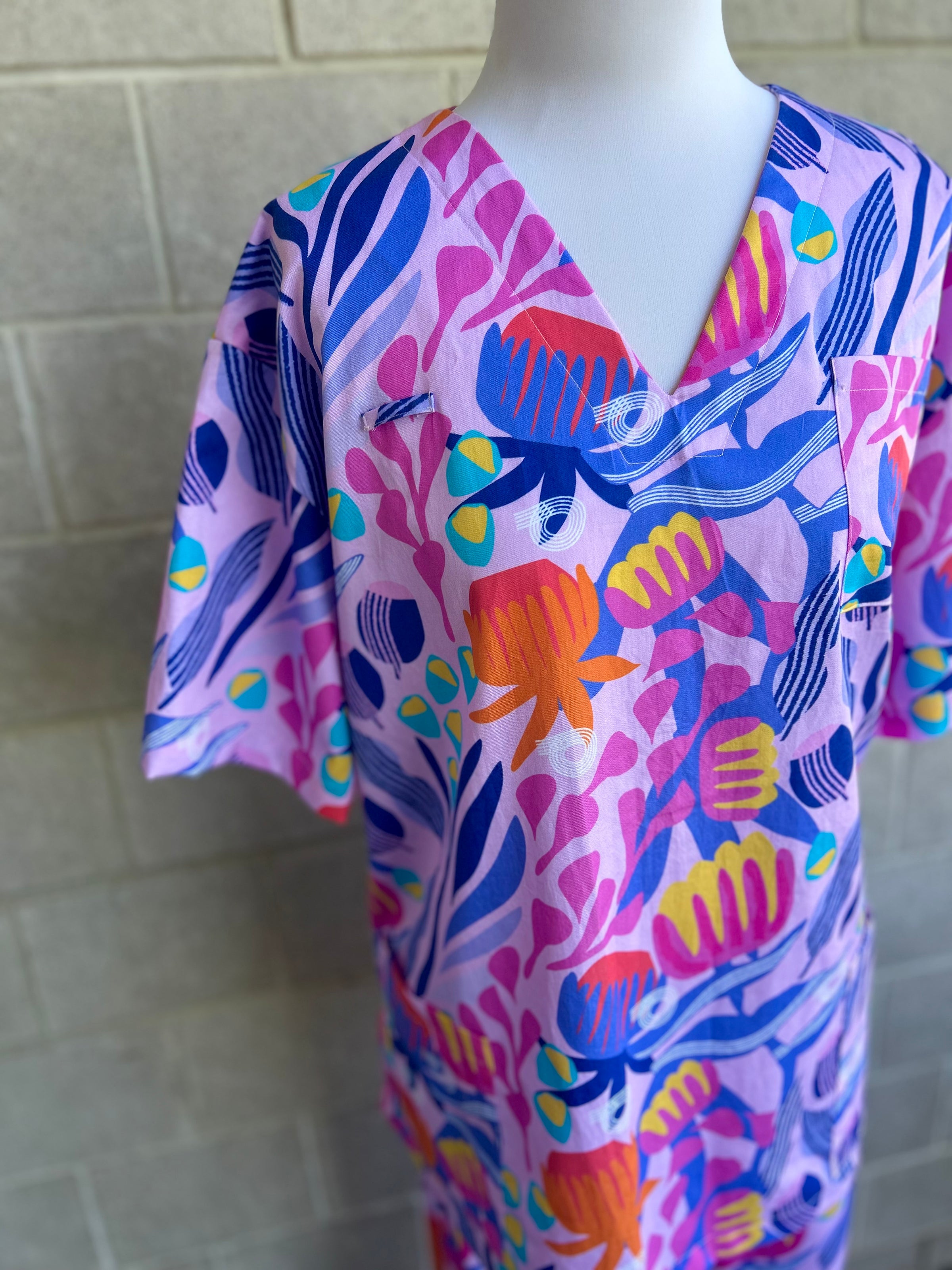Bush Dancer Pink Scrub Top (Pre-order)
