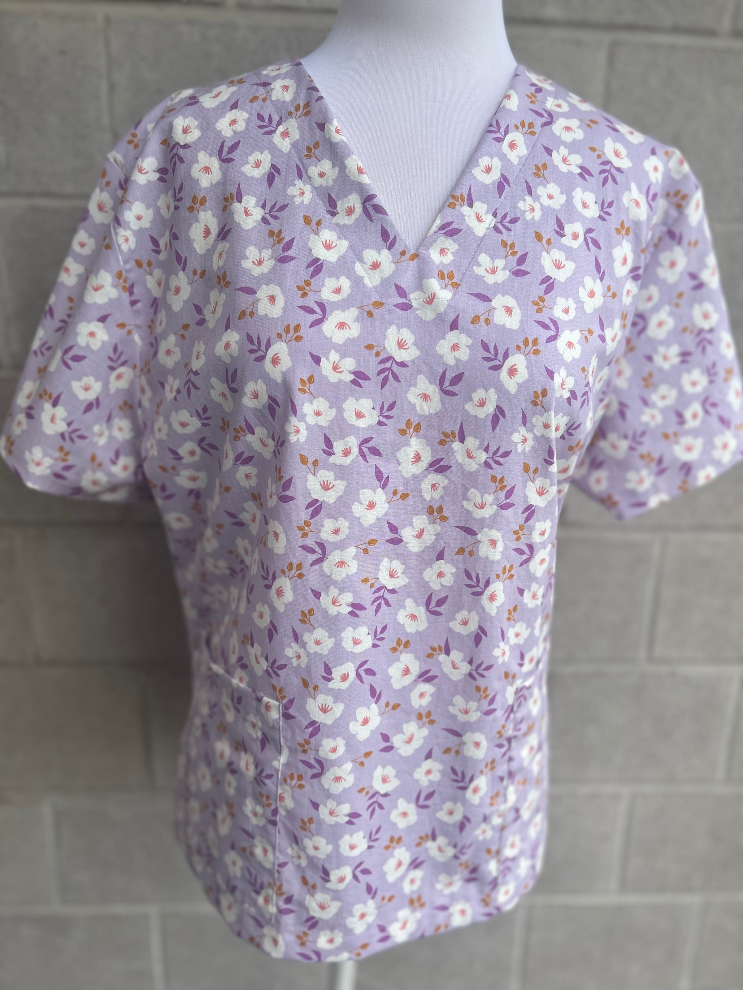 Lilac floral Scrub top