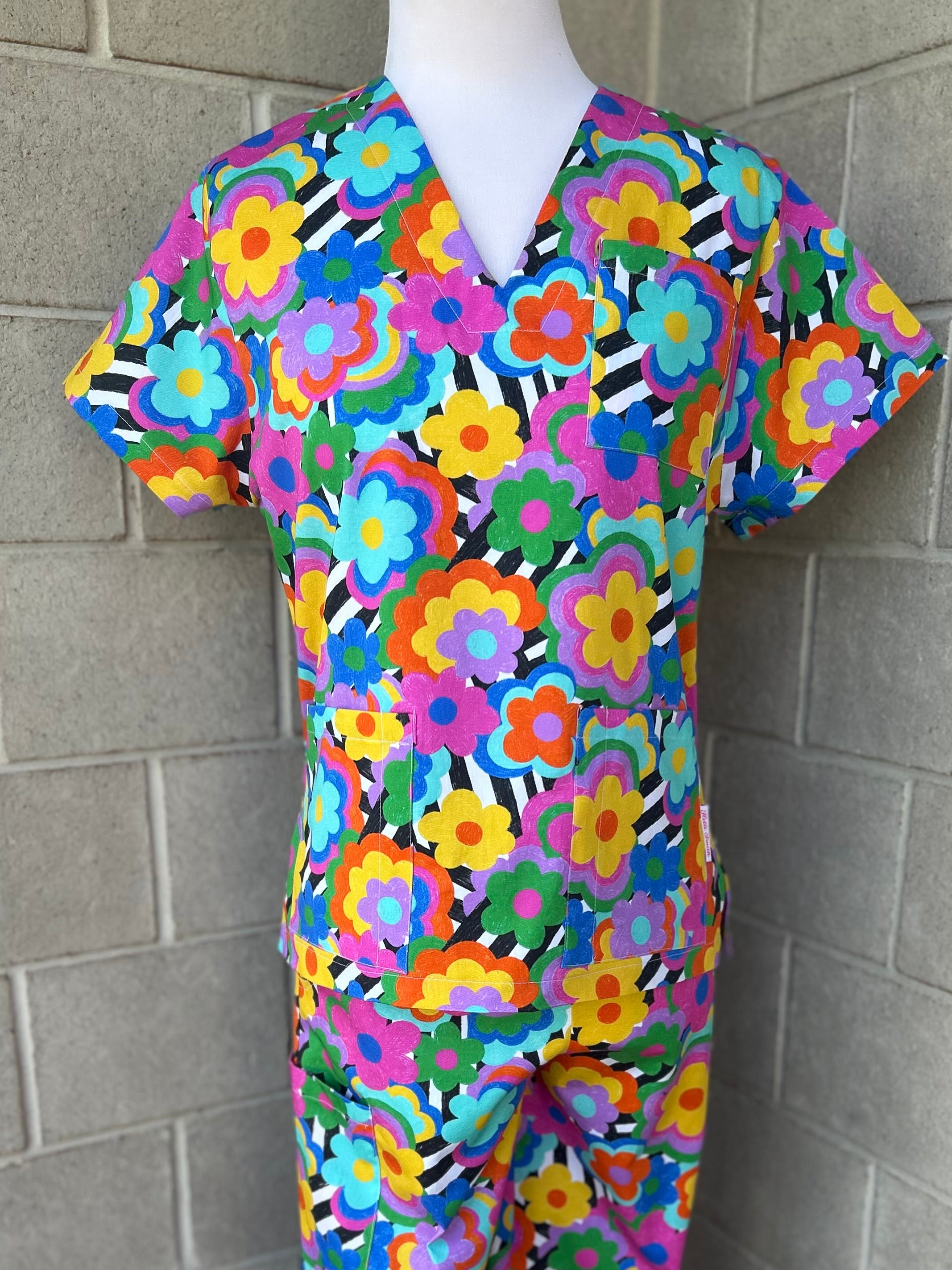 Retro Bloom Scrub Set