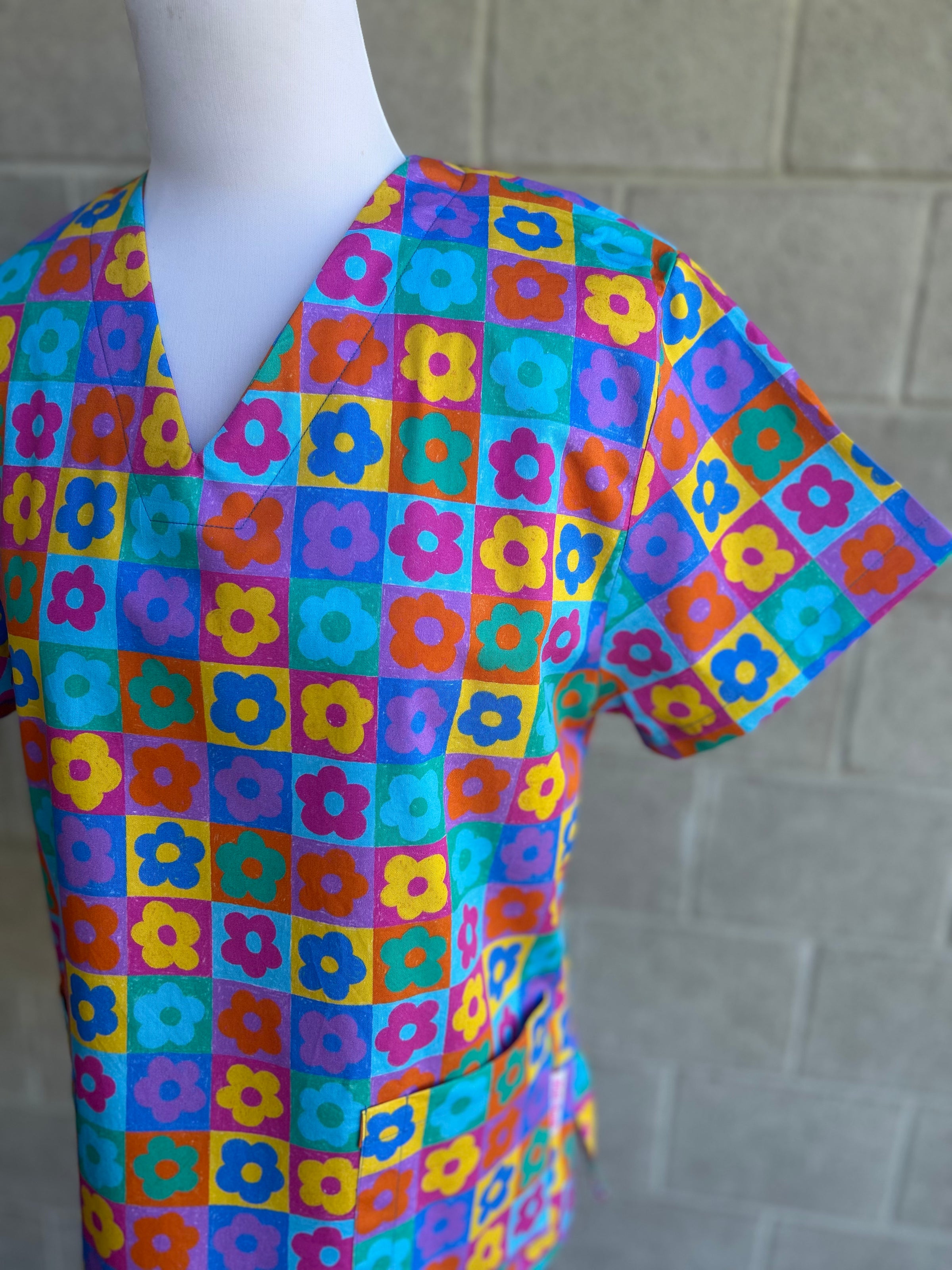 Floral squares Scrub Top