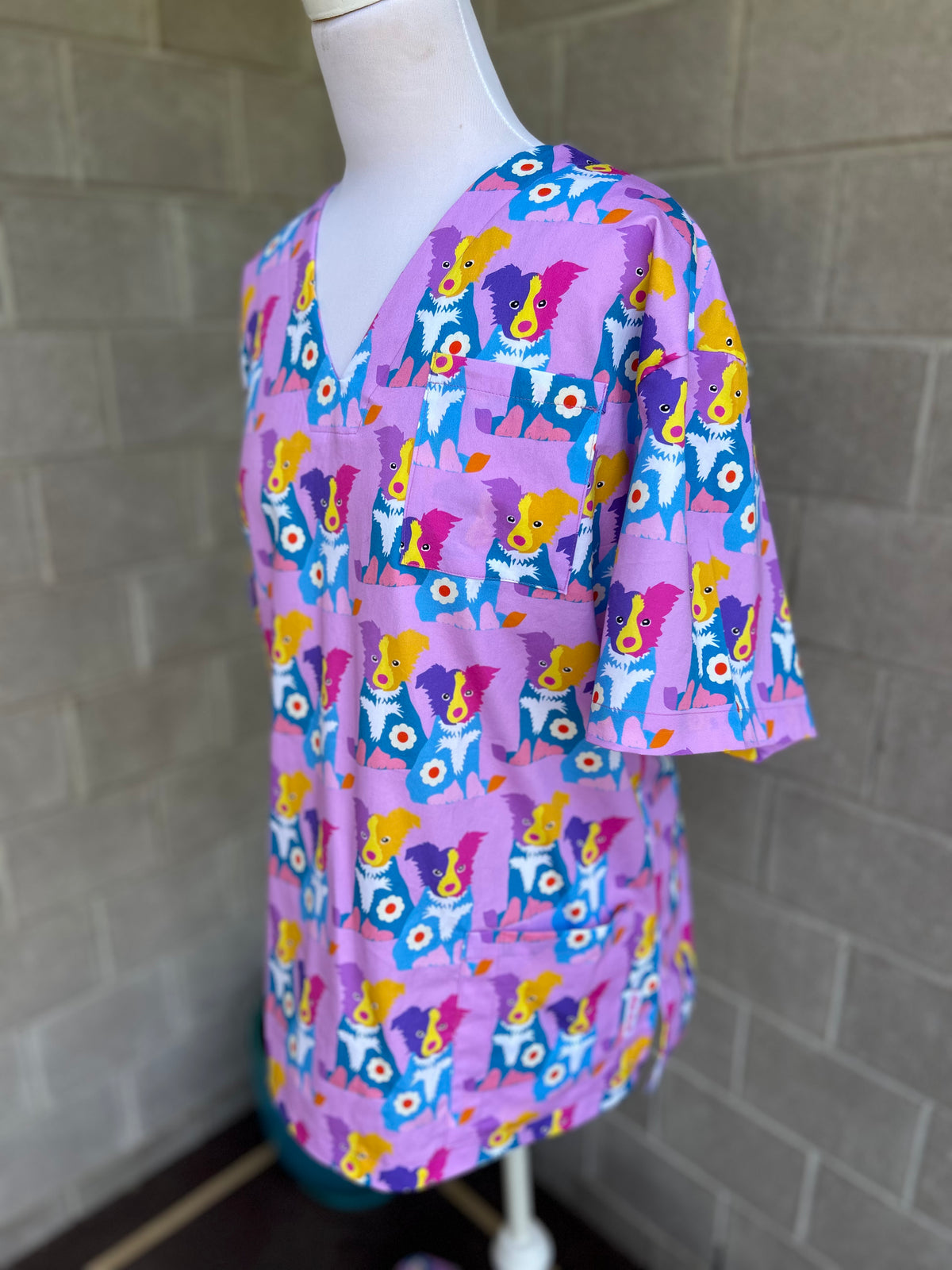 Collie Cute Taffy Scrub Top (XS-M only)